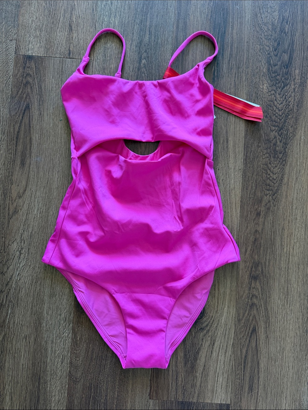 New Left On Friday Peak Cut Out One Piece Swimsuit - Picture 3 of 5